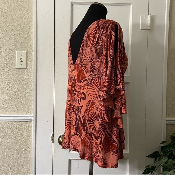 Free People Coral Combo Amour Pullover Cold Shoulder Top - Picture 8 of 16